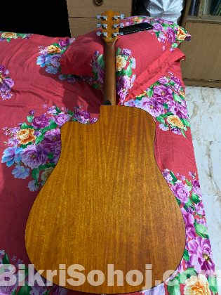 Mantic guitar